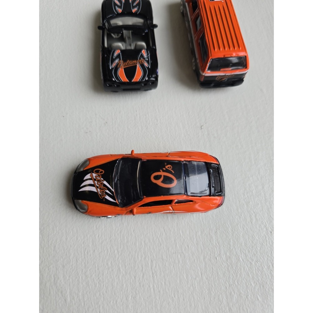 Baltimore Orioles Hot Wheels Cars Set Of 3 Suburban Corvette Porsche MLB Collect - Picture 5 of 12